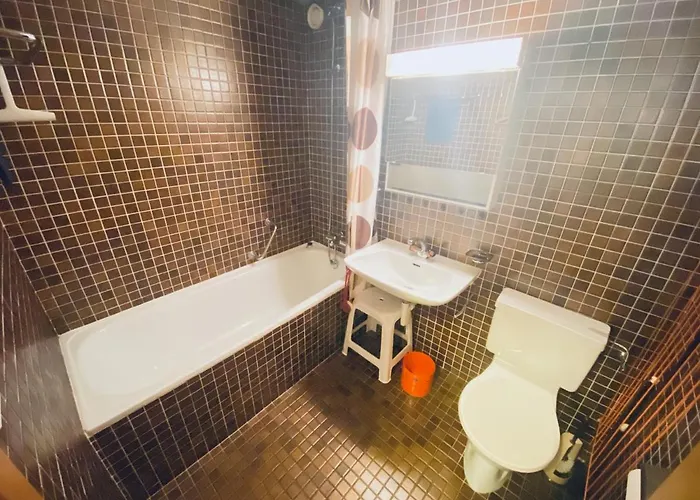 Daire 4 Person In Location